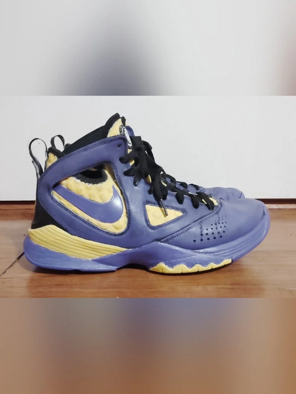 Nike Huarache 2k10 Custom Yellow Purple Basketball Shoes Size 11